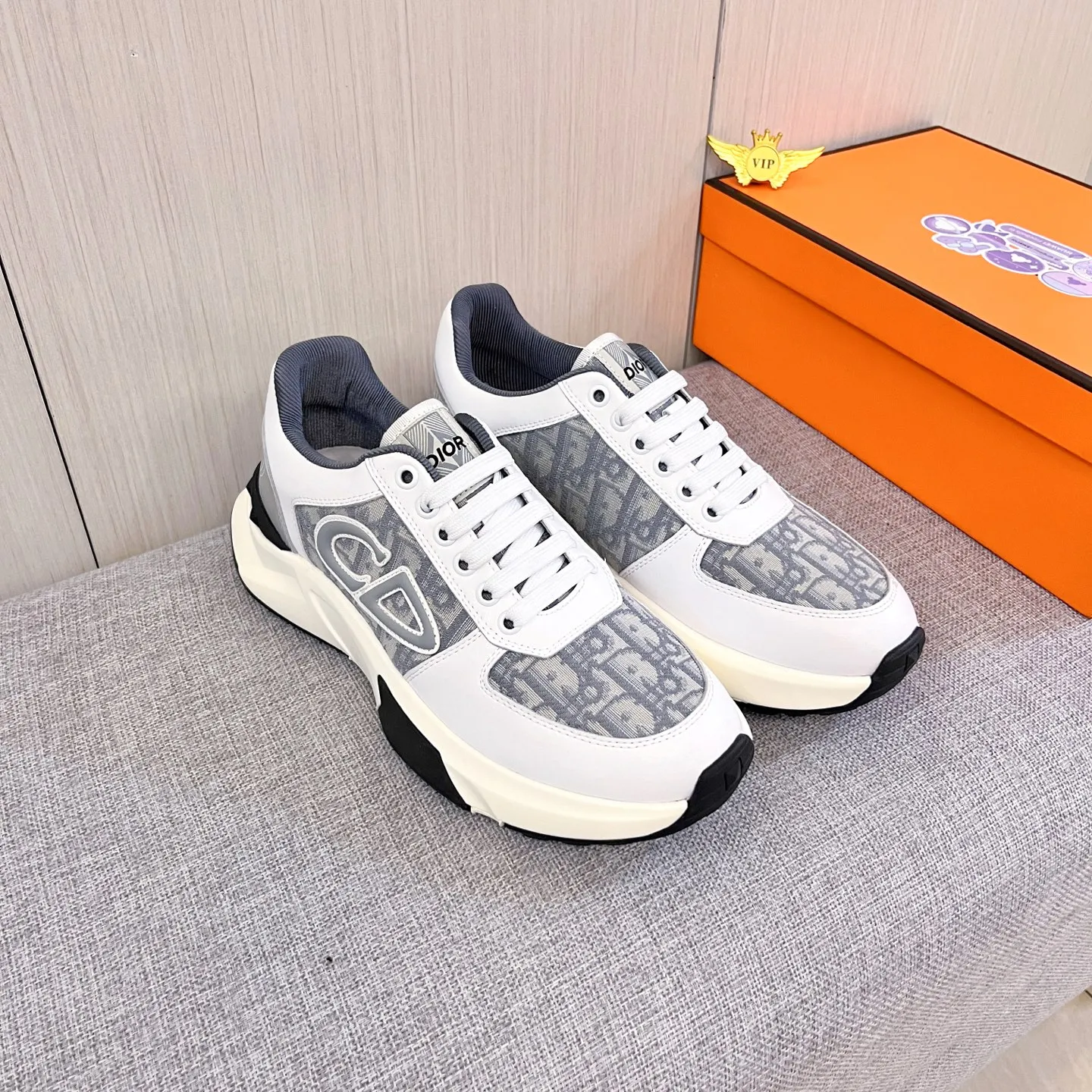 Men's Men's Shoes Men's Shoes💰 460 Men's Men's Shoes💰[Dior]🔥Men's high-end brand of shoes official website 1:1 latest masterpiece: the upper is made of Italian imported first-layer cowhide with a comfortable and breathable lining➕original non-slip and wear-resistant outsole🔥, making walking more convenient and comfortable! An exclusive new model, a stunning work, a beautiful 1:1 replica [color] compared to the official quality! Create a fashionable personality to set off your uniqueness! A must-have for trendy men! Classic🔥Size: 38-44 Color: 🔥Multiple colors available🔥